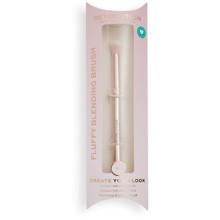 Makeup Revolution R4 Create Fluffy Blending Brush